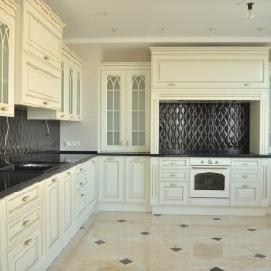 Скользящая дверь